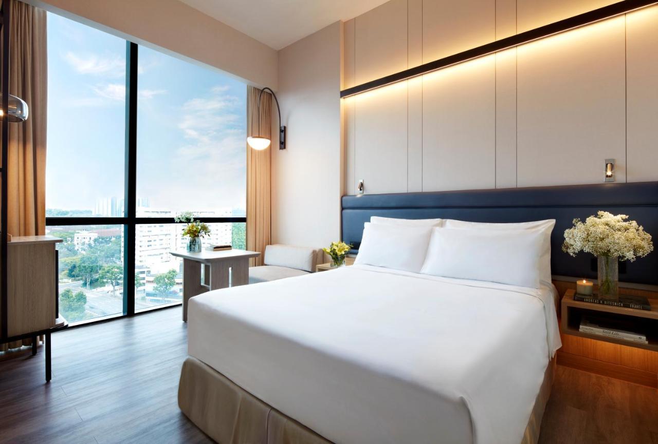 Momentus Hotel Alexandra Singapore Exterior photo